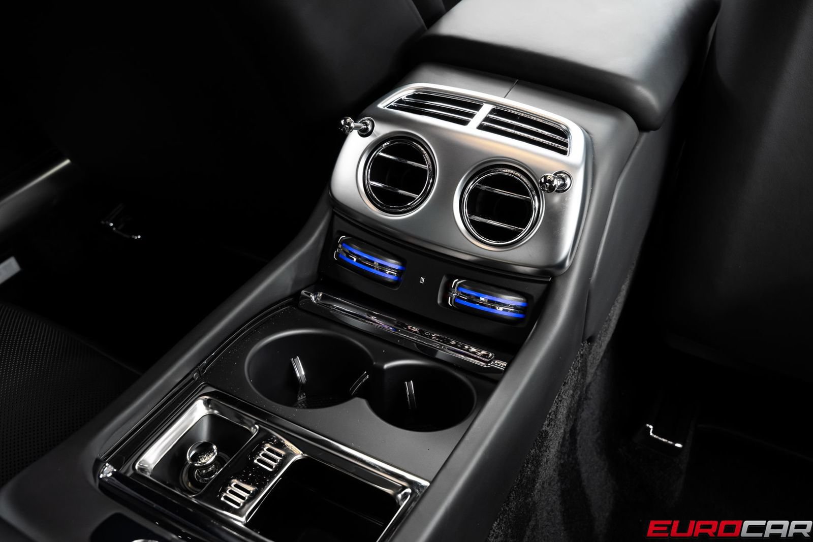 Used 2019 Rolls-Royce Wraith RWD image 36