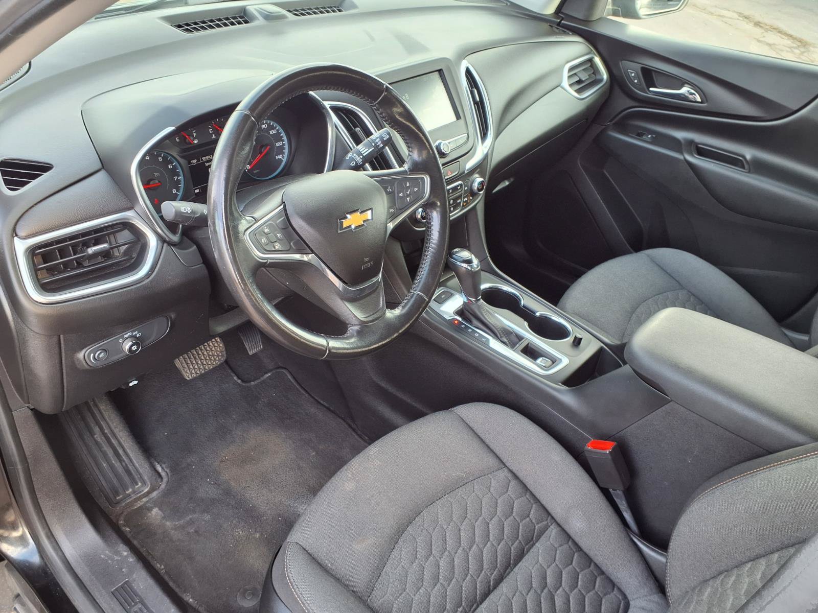 Used 2018 Chevrolet Equinox LT AWD/4WD image 12