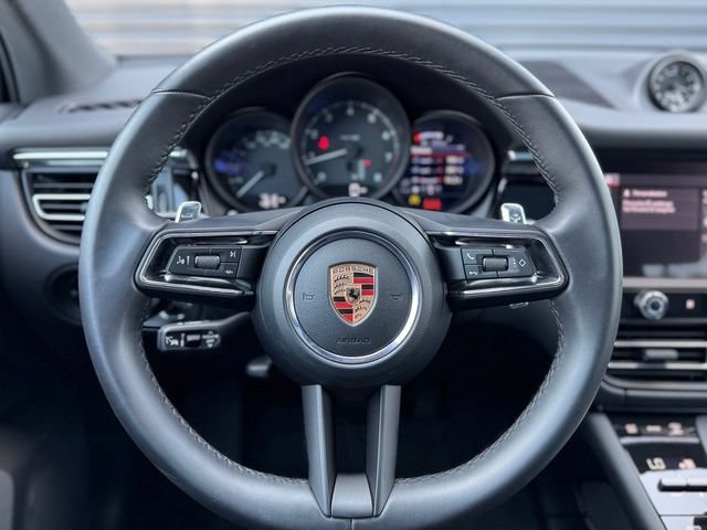 Certified 2026 Porsche Macan AWD/4WD image 20