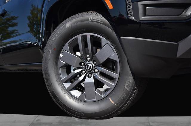 New 2026 Nissan Frontier SV w/ SV Convenience Package AWD/4WD image 3