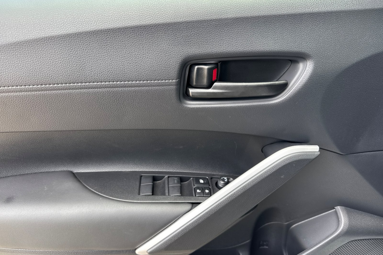 New 2026 Toyota Corolla Cross AWD Hybrid image 13