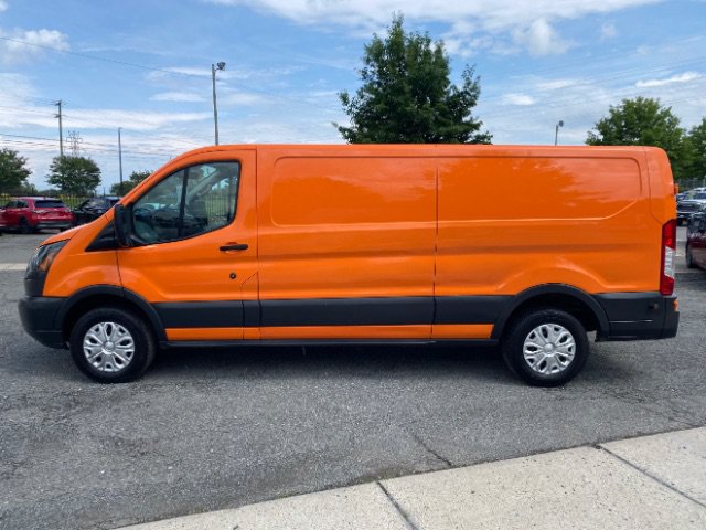 Used 2017 Ford Transit 150 148 Low Roof RWD image 2