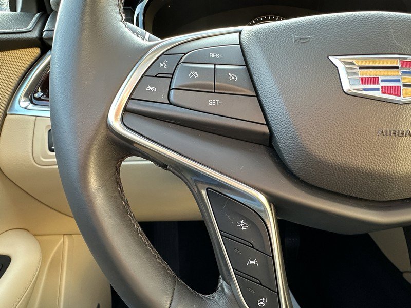 Used 2018 Cadillac XT5 Premium Luxury w/ Driver Assist Package image 24