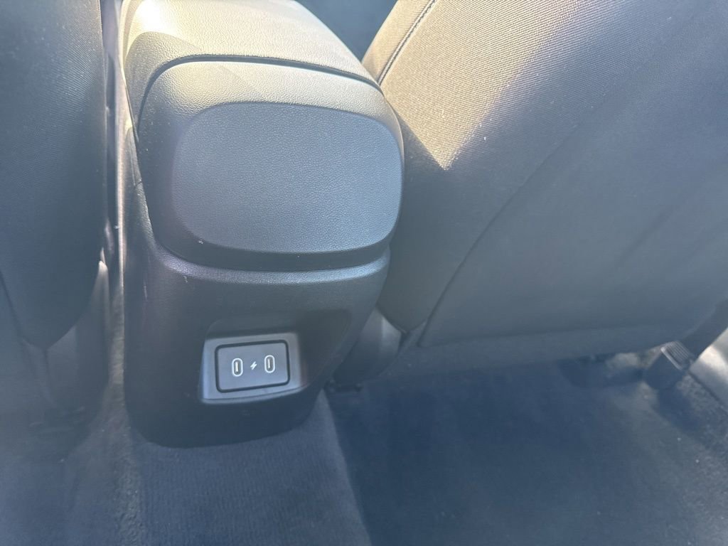 Used 2025 Hyundai Elantra Sport image 34