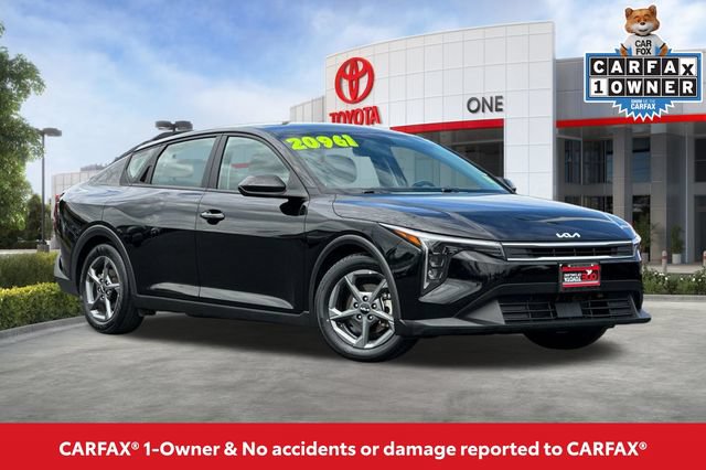 Used 2025 Kia K4 FWD image 2