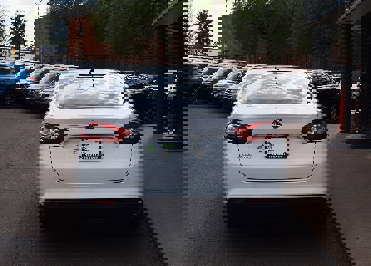 Used 2014 Ford Fusion S image 11