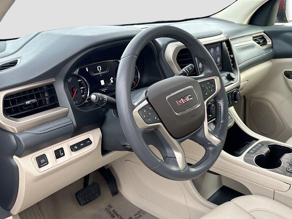 Used 2020 GMC Acadia Denali w/ Technology Package image 9