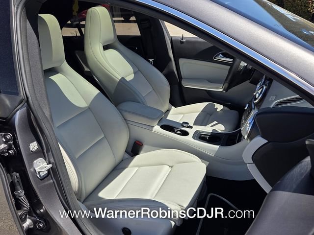Used 2018 Mercedes-Benz CLA 250 4MATIC image 17