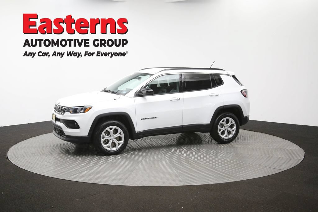 Used 2024 Jeep Compass Latitude AWD/4WD image 57