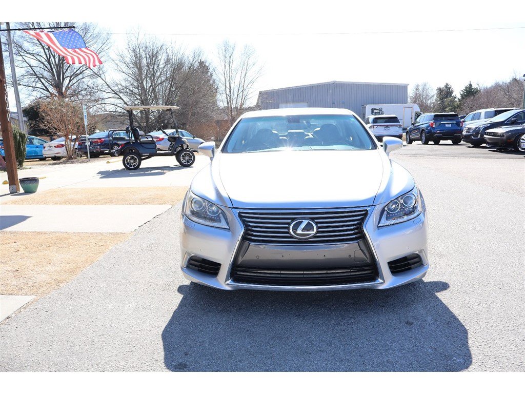 Used 2013 Lexus LS 460 AWD w/ Comfort Pkg image 54
