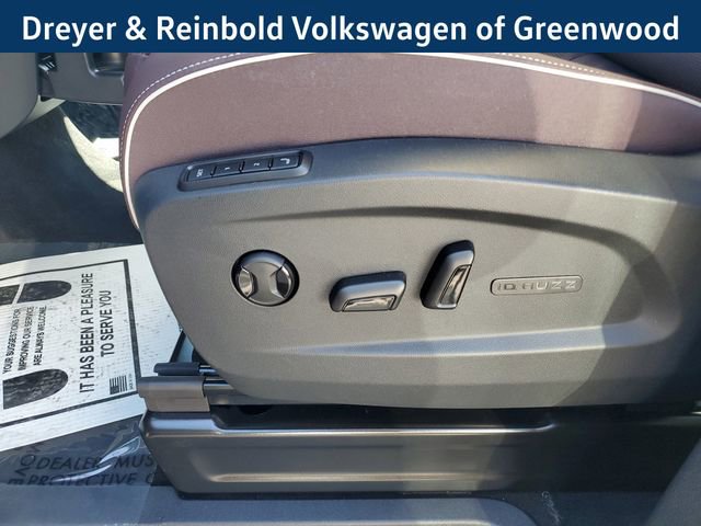 New 2025 Volkswagen ID. Buzz Pro S Plus image 23