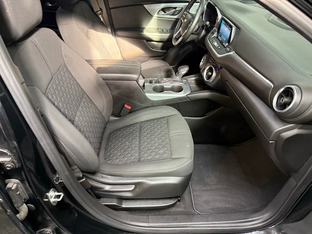 Used 2020 Chevrolet Blazer LT image 46