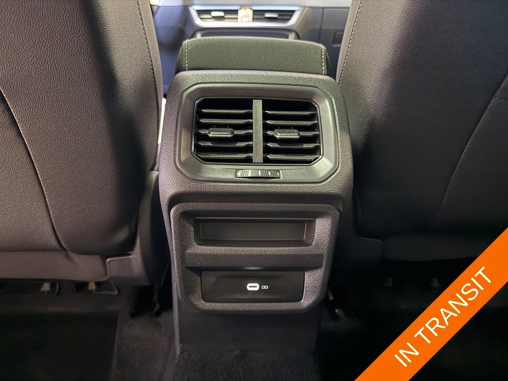 Used 2025 Volkswagen Taos SEL AWD/4WD image 26