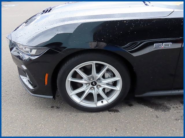 Used 2024 Ford Mustang GT Premium image 4