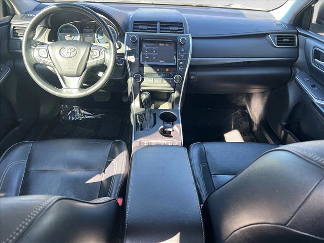 Used 2015 Toyota Camry XLE image 19