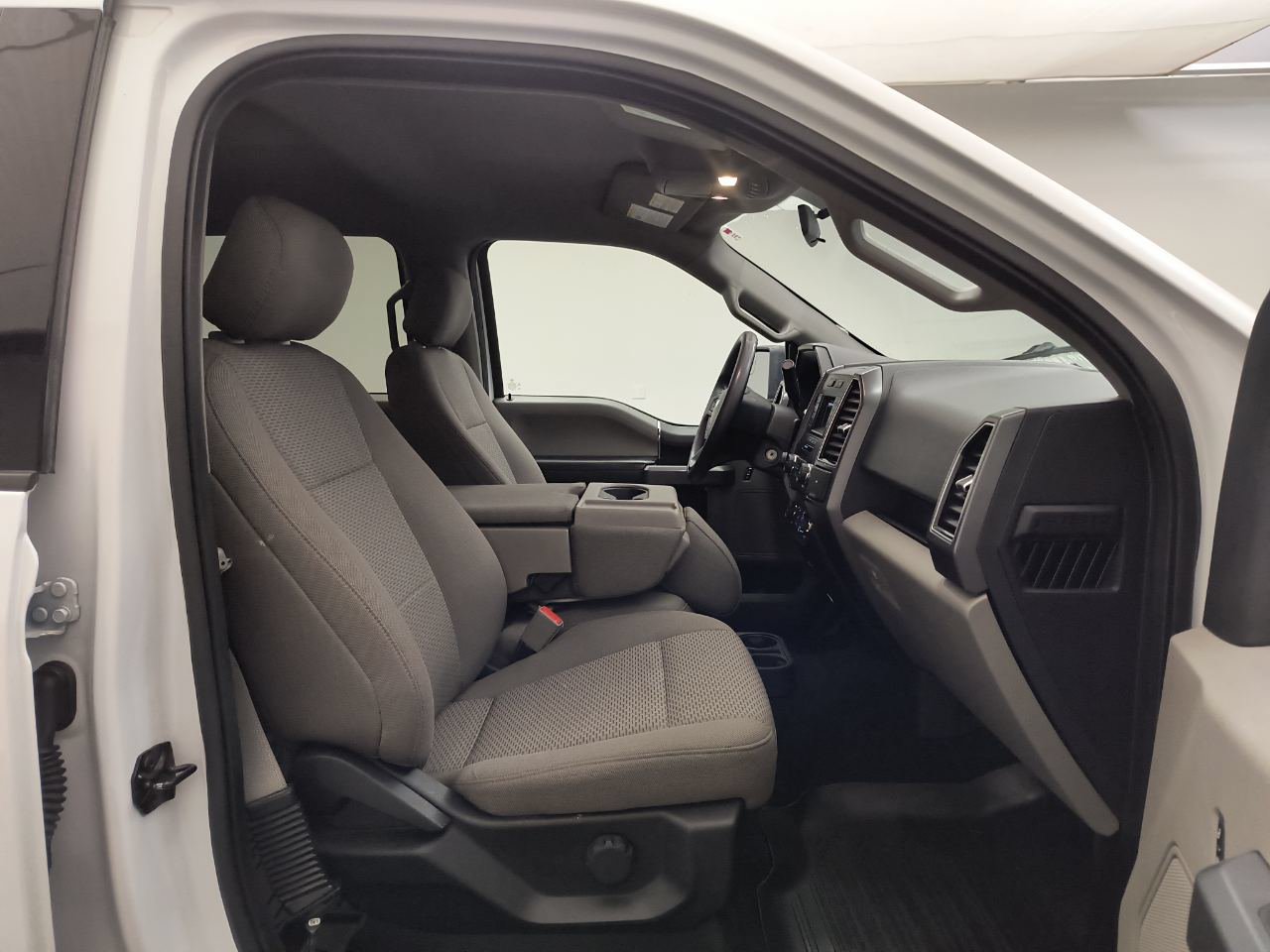 Used 2018 Ford F150 XLT AWD/4WD image 30