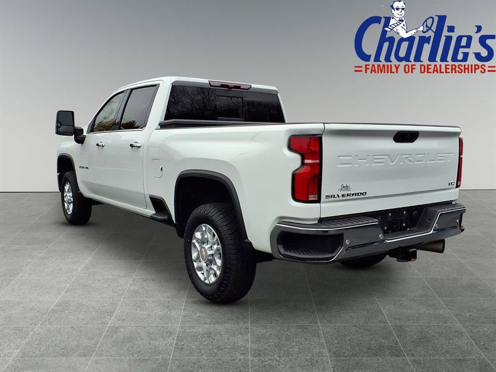 Used 2024 Chevrolet Silverado 2500 LTZ w/ LTZ Convenience Package AWD/4WD image 5