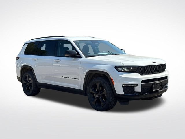 Used 2023 Jeep Grand Cherokee L Limited w/ Black Appearance Package AWD/4WD image 9