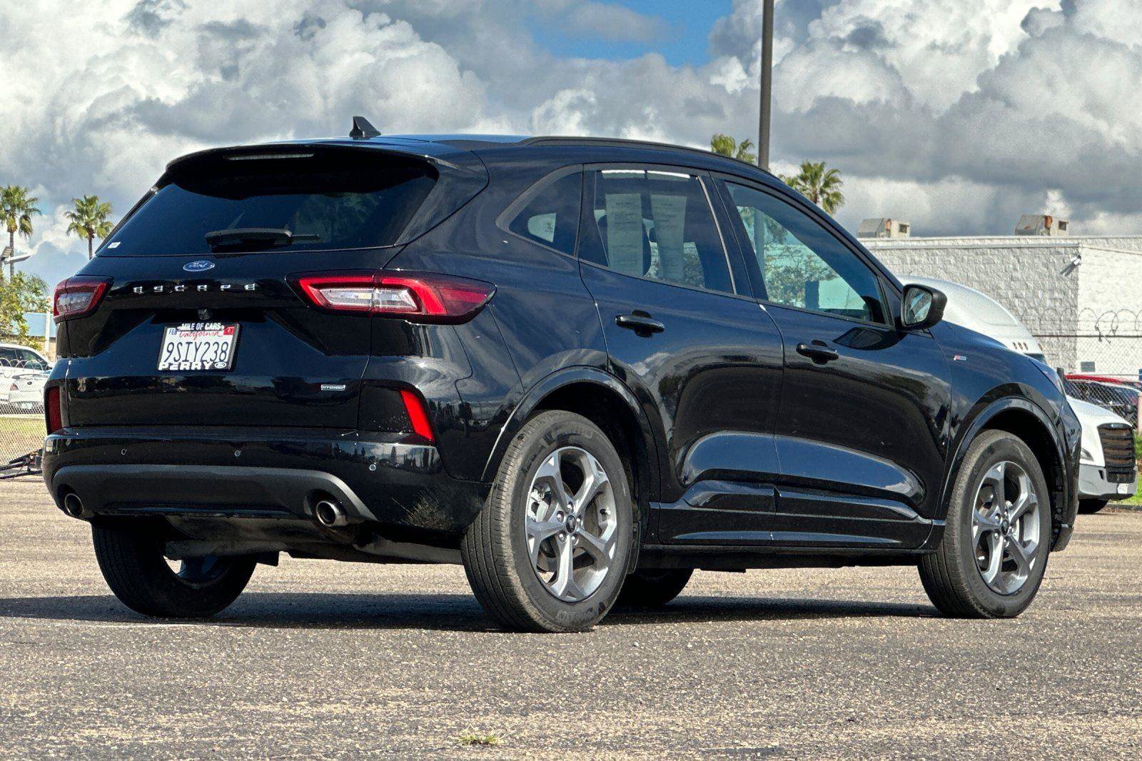 New 2024 Ford Escape ST-Line w/ Equipment Group 301A image 4