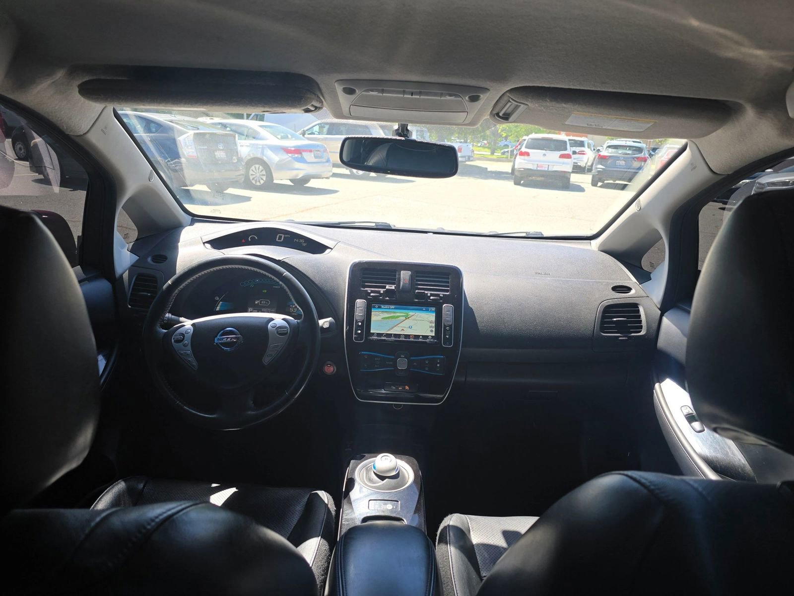 Used 2016 Nissan Leaf SL w/ Premium Package FWD image 18
