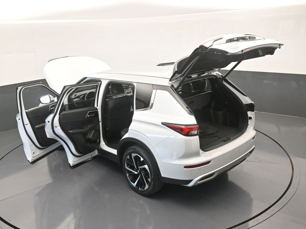 Used 2023 Mitsubishi Outlander SE image 74