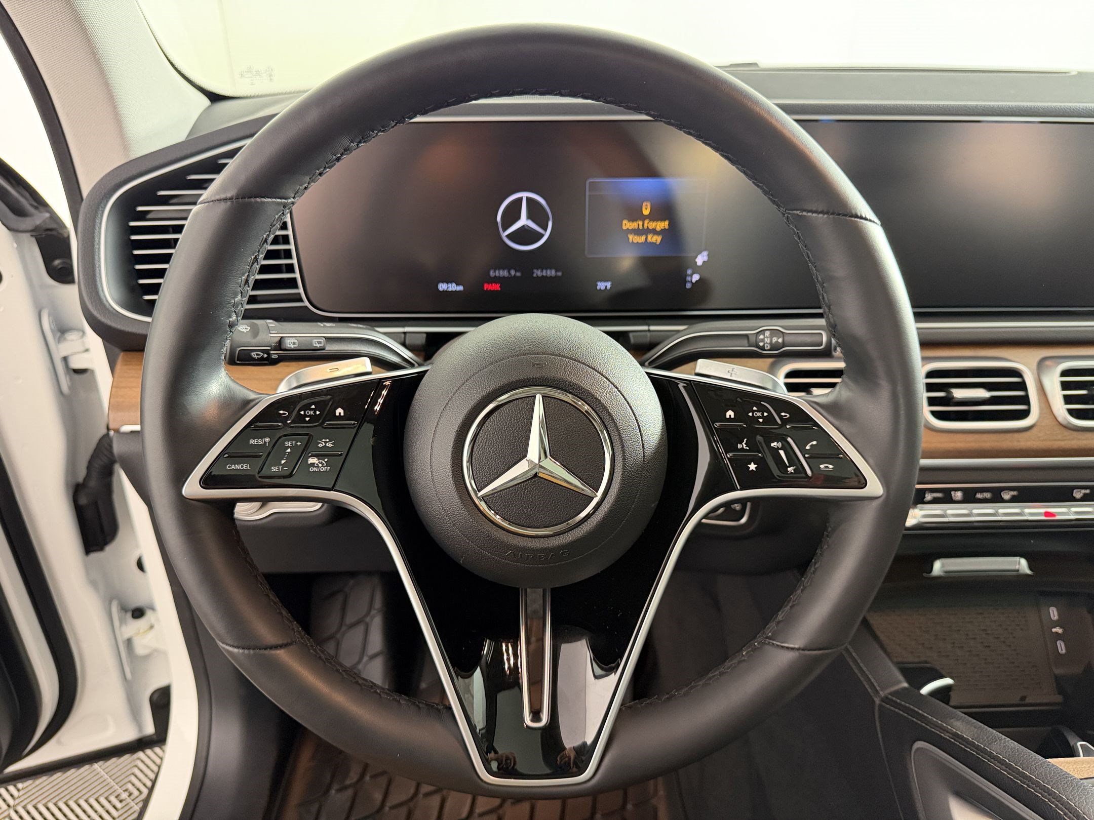 Certified 2024 Mercedes-Benz GLE 450 4MATIC image 11