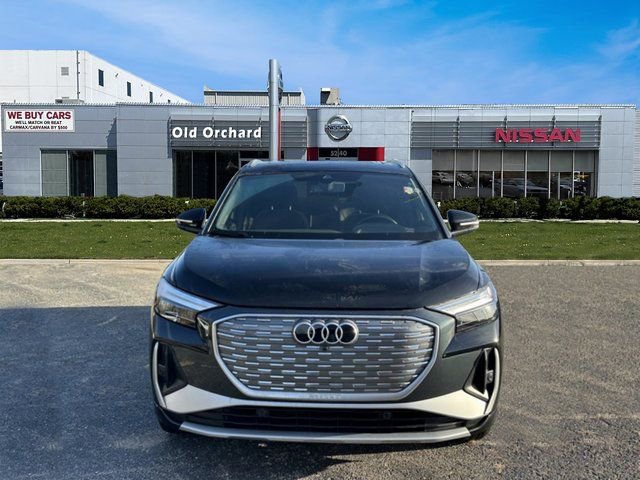 Used 2024 Audi Q4 e-tron Premium Plus w/ Premium Plus image 2