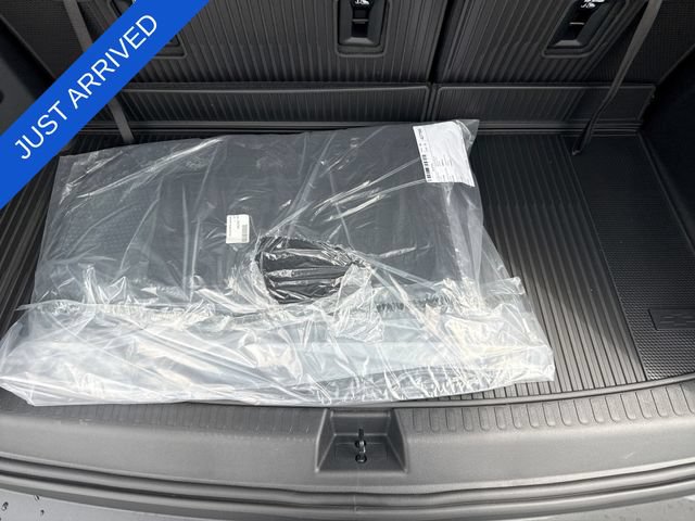 New 2026 Chevrolet Traverse LT w/ Driver Confidence Package FWD image 26
