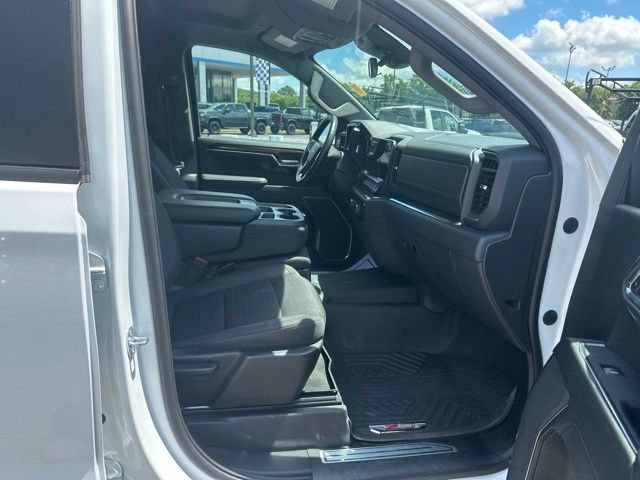 Used 2023 Chevrolet Silverado 1500 LT Trail Boss w/ LPO, Dark Essentials Package AWD/4WD image 31