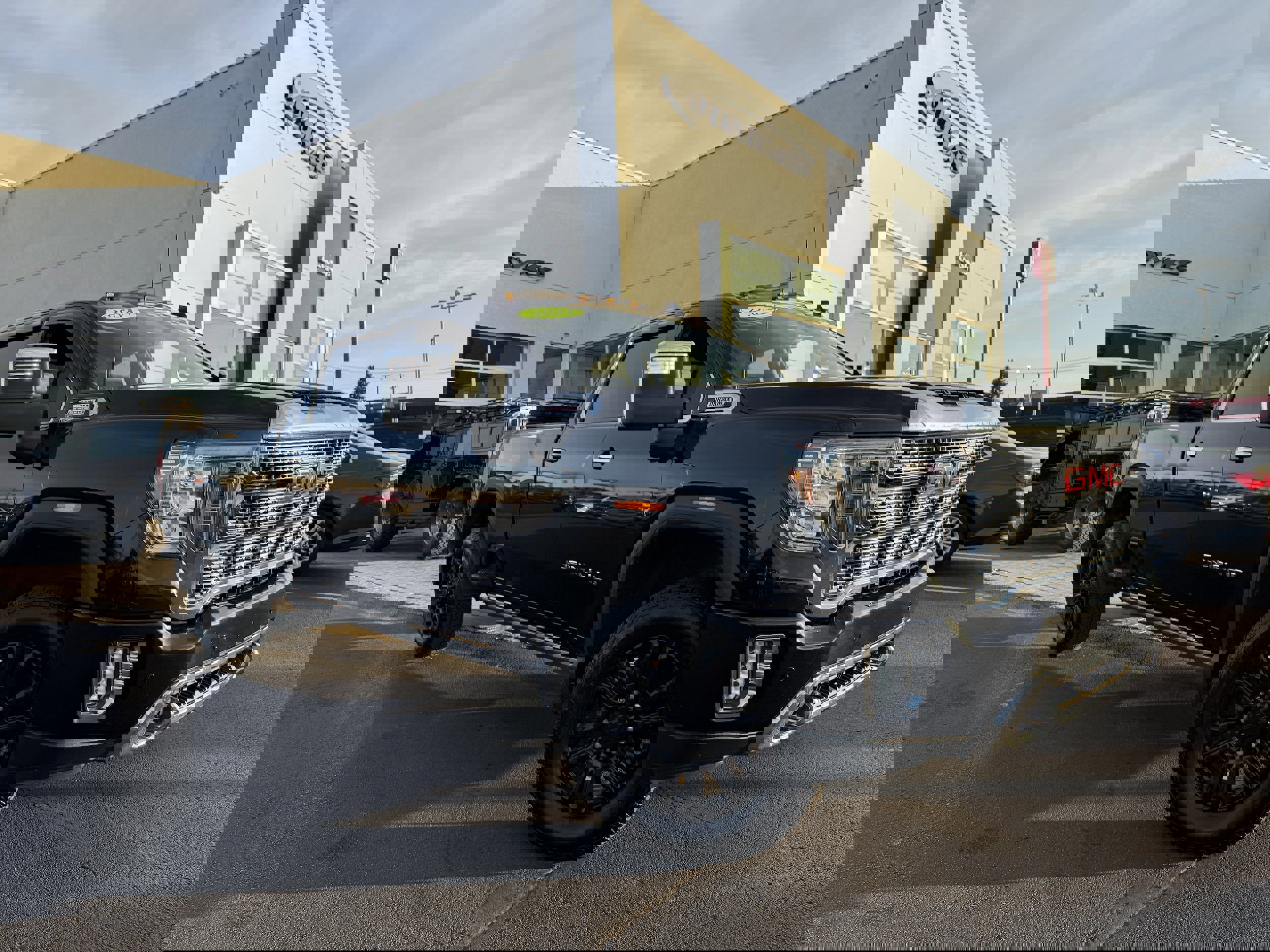 Used 2021 GMC Sierra 2500 Denali w/ Denali Ultimate Package image 5