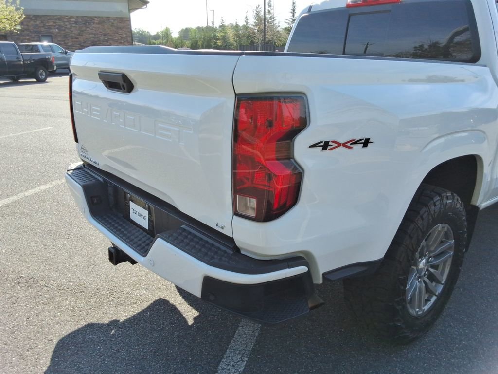 Certified 2024 Chevrolet Colorado LT w/ LT Convenience Package II image 14
