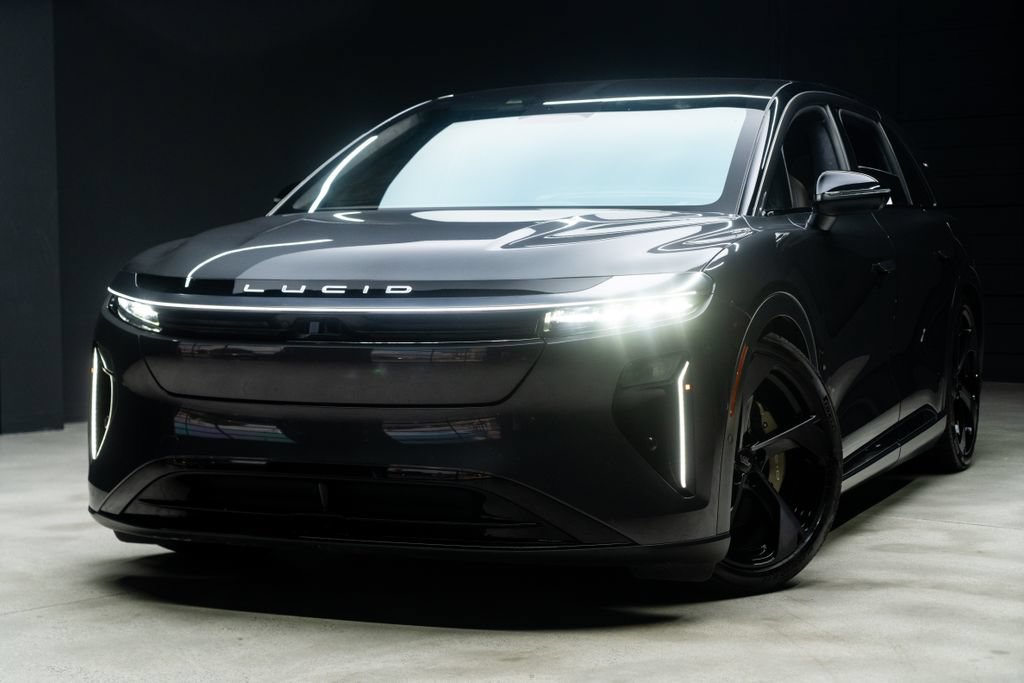 Used 2026 Lucid Gravity Grand Touring AWD/4WD image 3