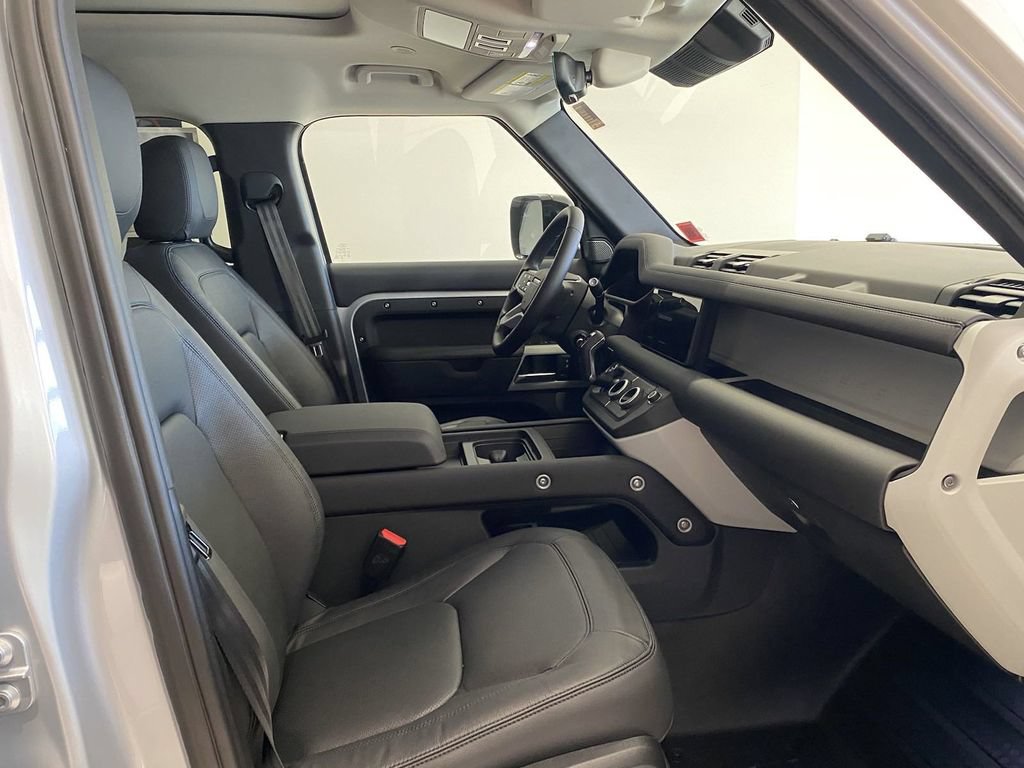New 2024 Land Rover Defender 110 S AWD/4WD image 10