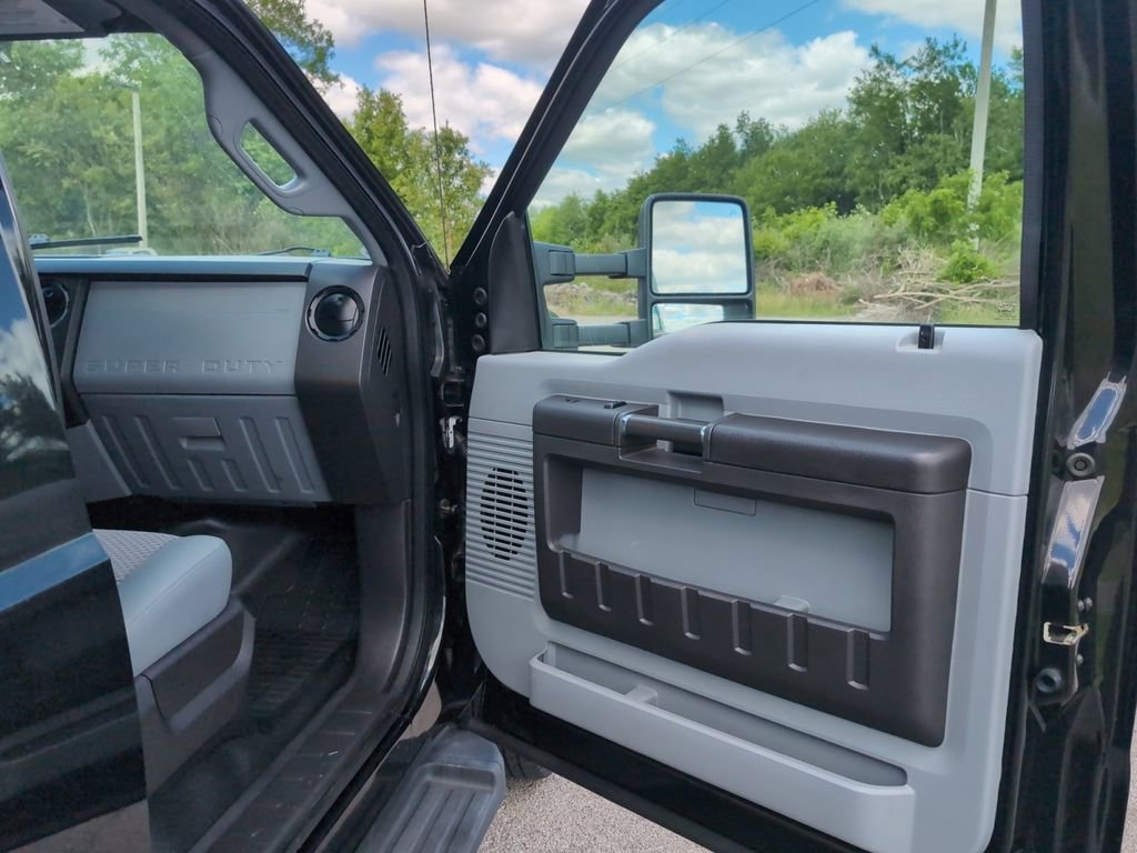 Used 2015 Ford F350 XL w/ Power Equipment Group AWD/4WD image 21