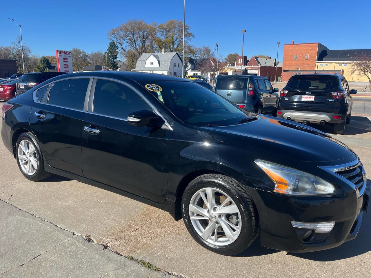 Used 2014 Nissan Altima 2.5 SV w/ Convenience Package image 1