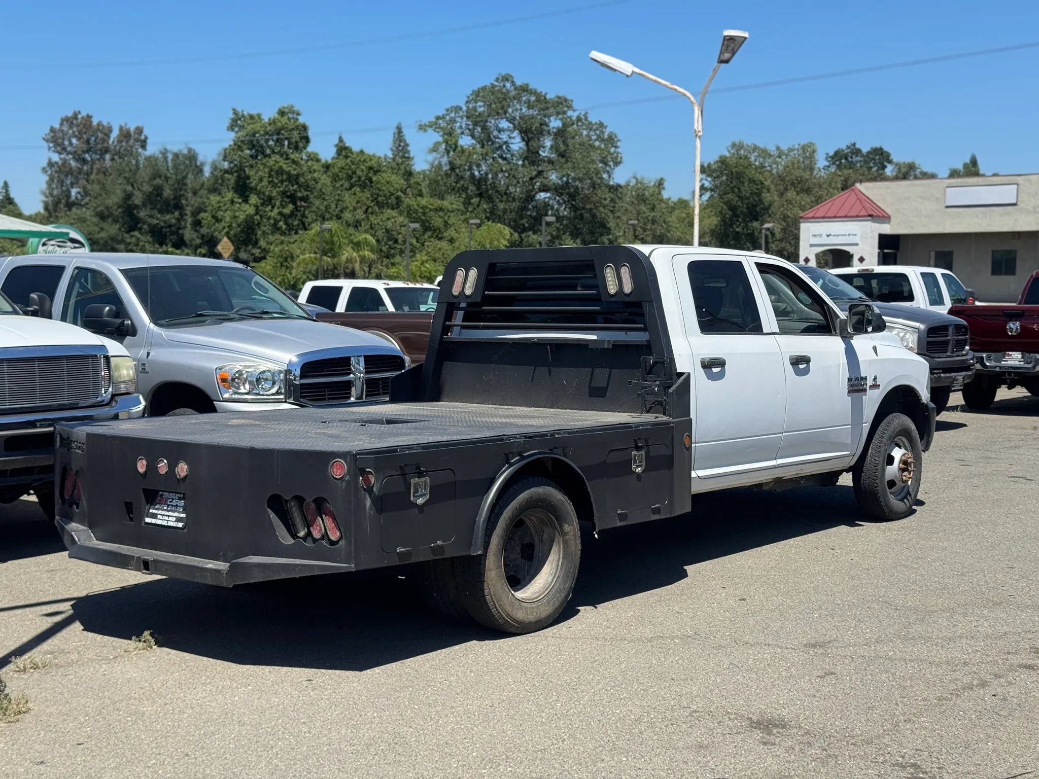 Used 2014 RAM 3500 Tradesman AWD/4WD image 3