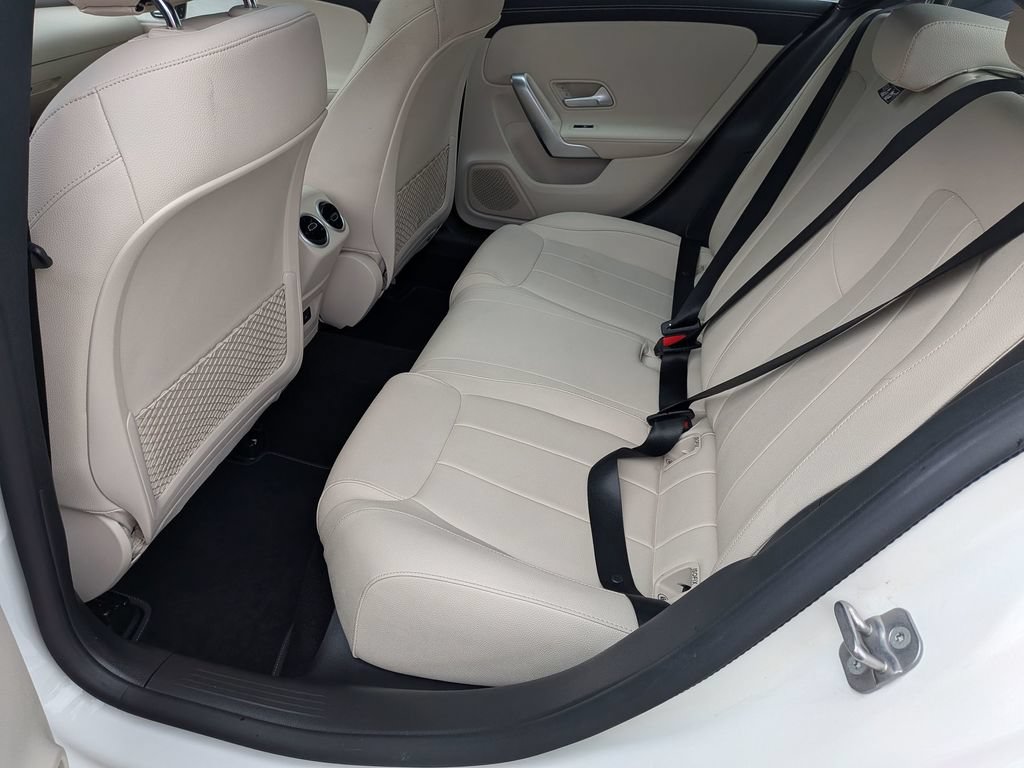 Used 2025 Mercedes-Benz CLA 250 image 24