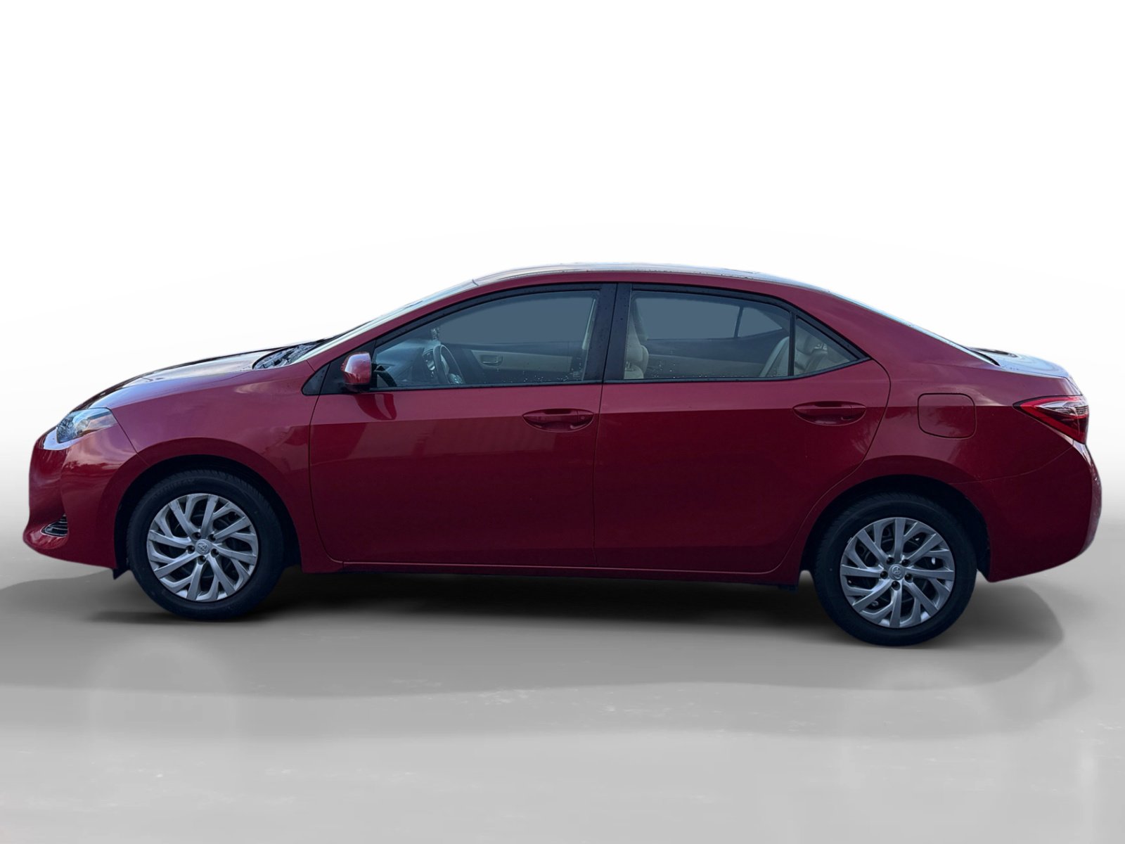 Used 2017 Toyota Corolla LE image 2