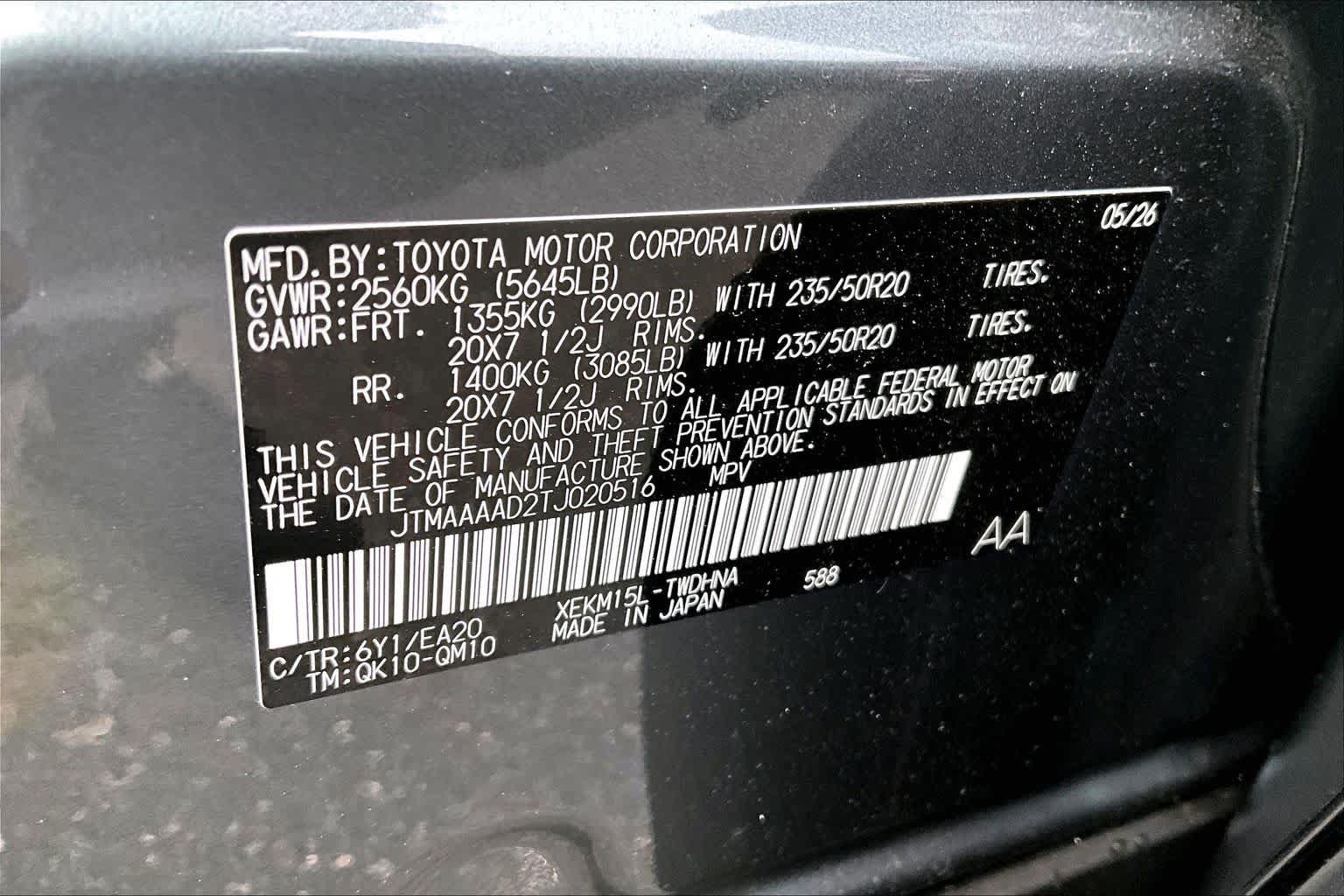 New 2026 Toyota C-HR AWD/4WD image 18