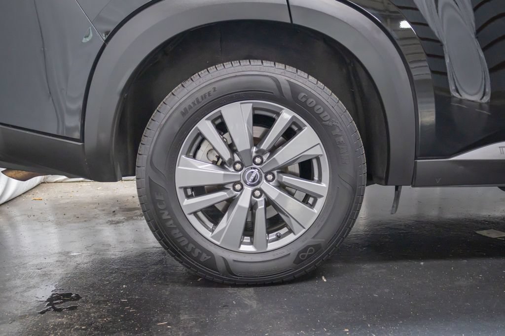 Used 2024 Nissan Pathfinder SV AWD/4WD image 7