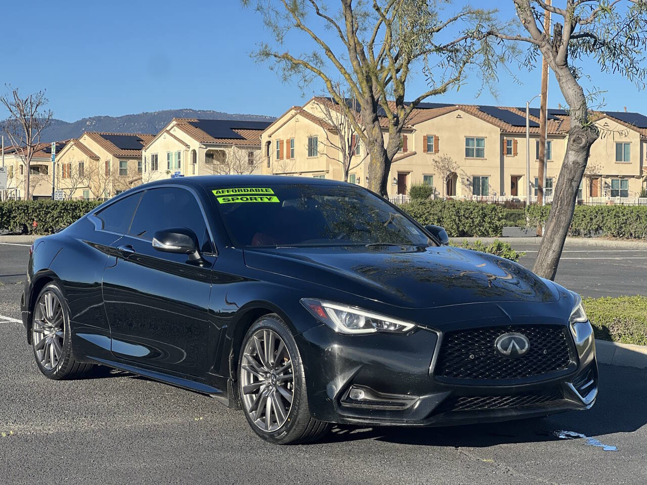 Used 2018 INFINITI Q60 3.0t Luxe w/ Cargo Package image 3