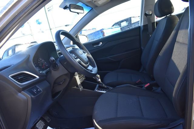 Used 2022 Hyundai Accent SE image 18