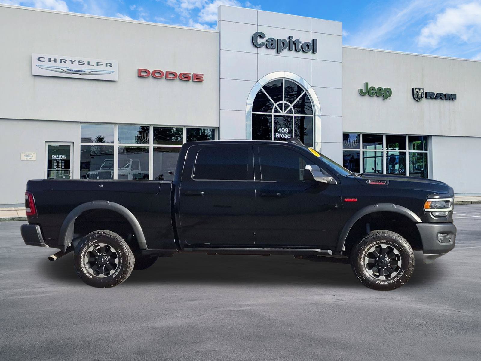 Used 2019 RAM 2500 Power Wagon AWD/4WD image 2