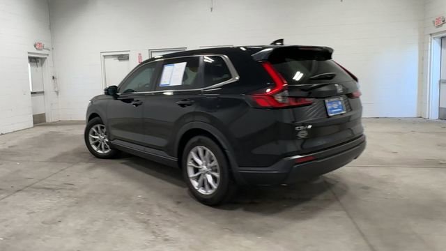 Used 2025 Honda CR-V EX image 9