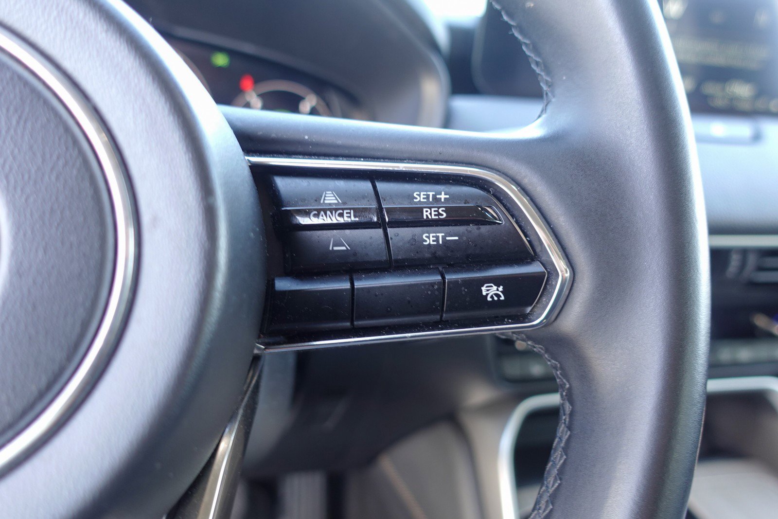 Used 2024 MAZDA CX-90 Plug-In Hybrid w/ Preferred image 15