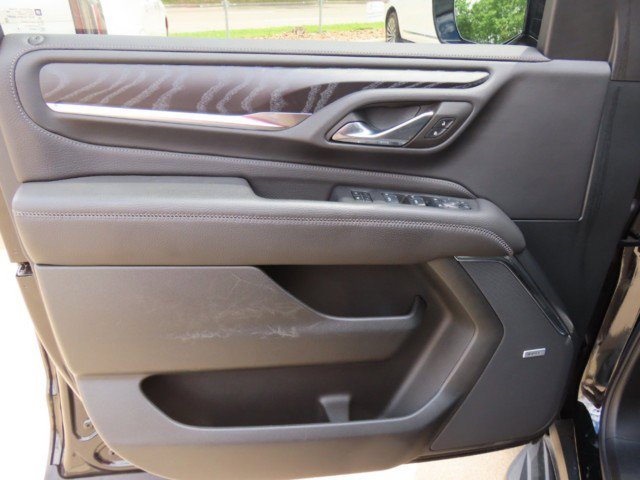 Used 2024 GMC Yukon Denali w/ Advanced Technology Package image 25