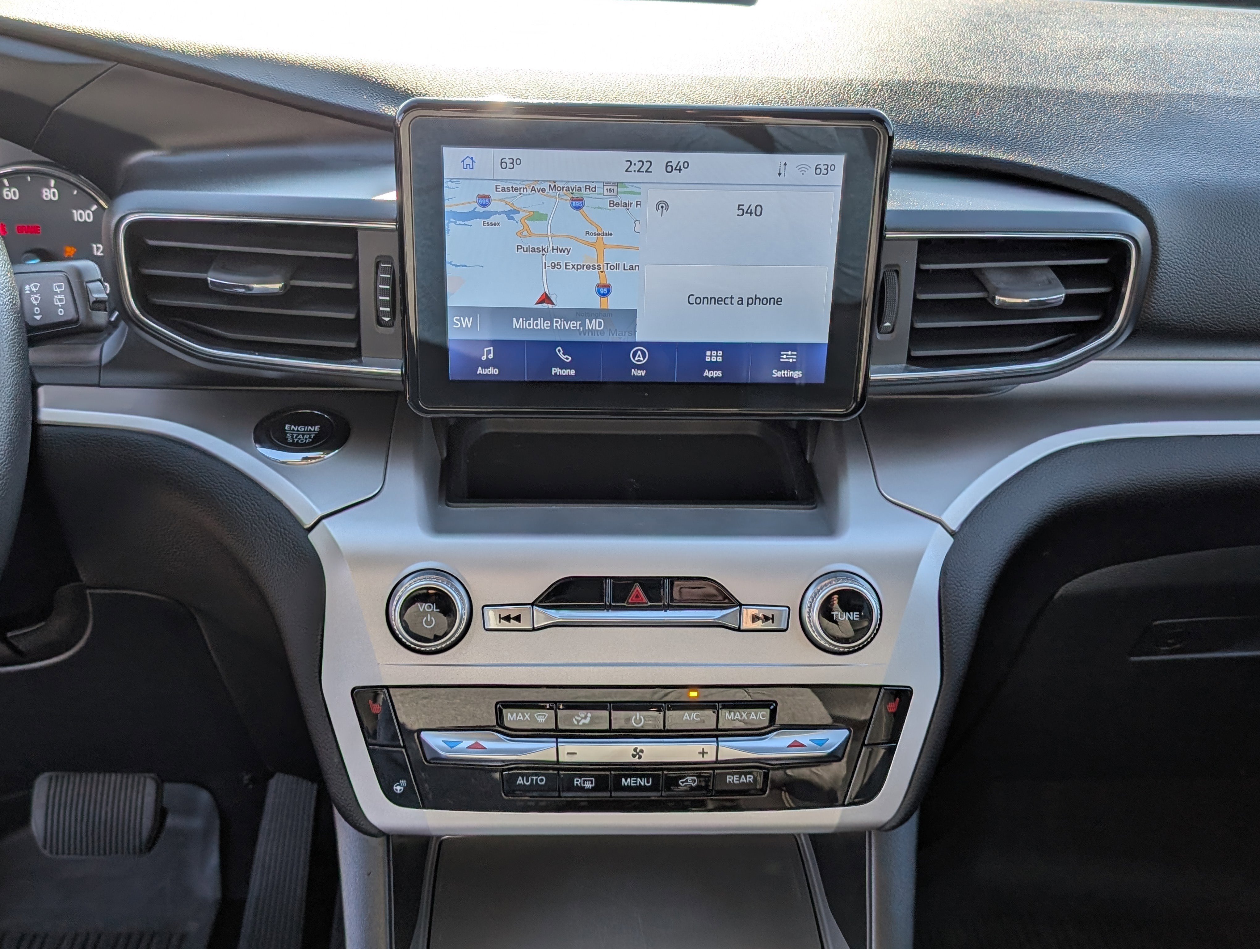 Certified 2022 Ford Explorer XLT w/ Equipment Group 202A image 19