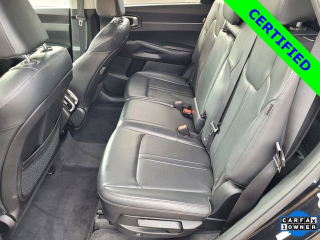 Certified 2024 Kia Sorento S image 7