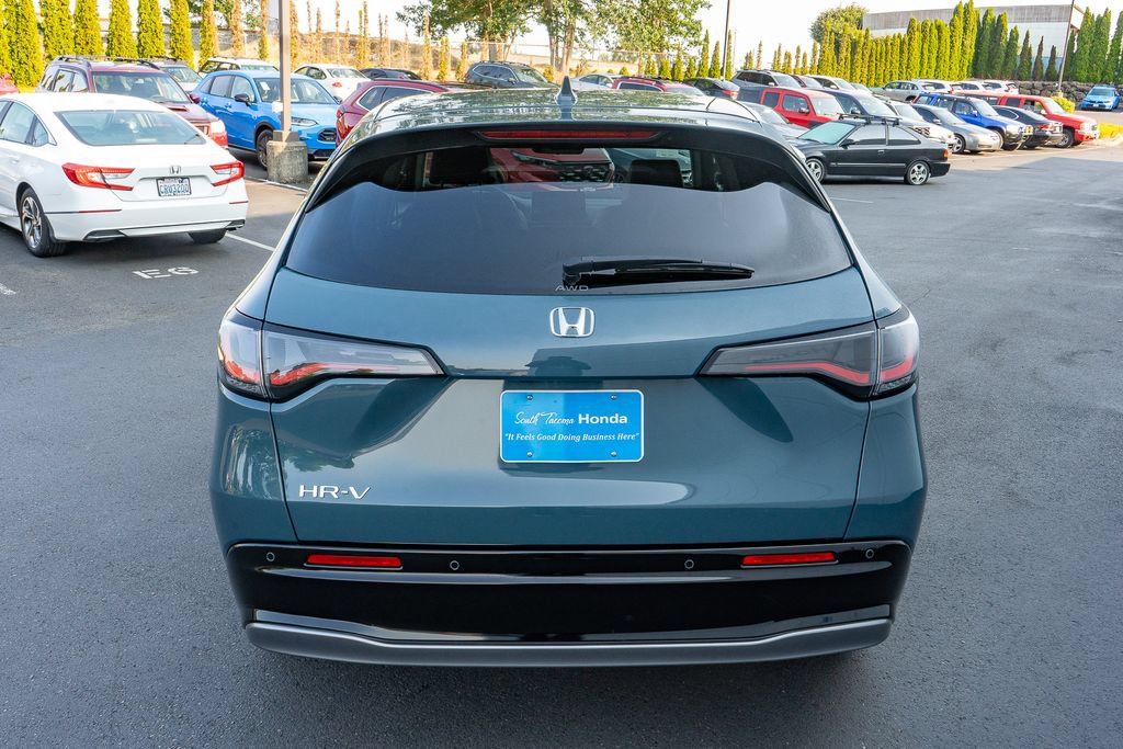 New 2027 Honda HR-V Sport image 7