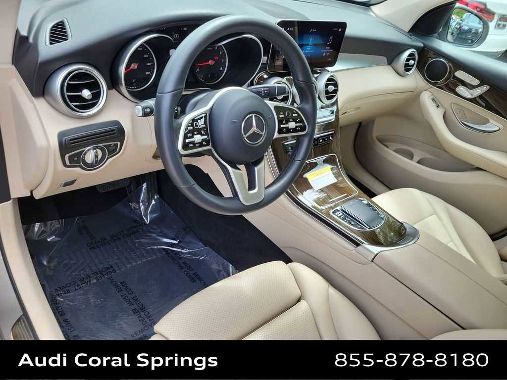 Used 2021 Mercedes-Benz GLC 300 video 2